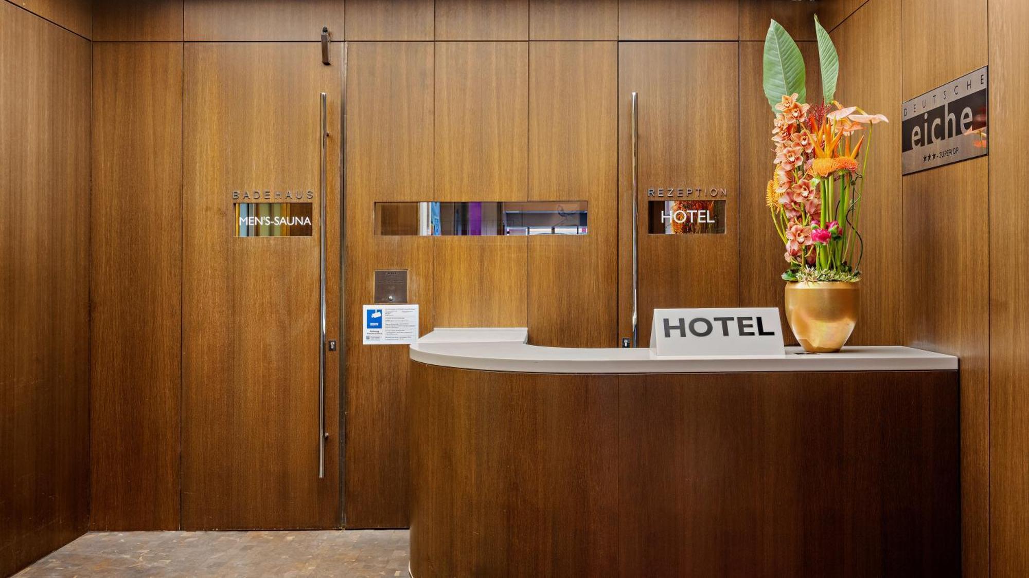 Hotel Deutsche Eiche Munchen Bagian luar foto