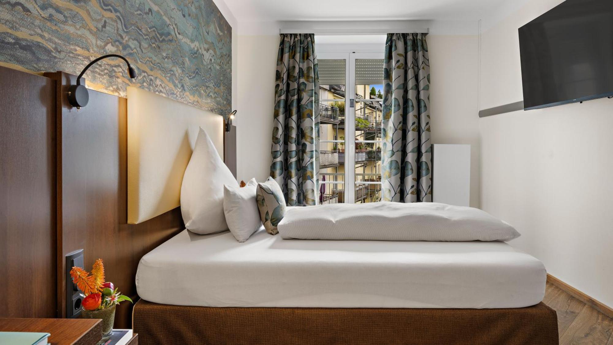 Hotel Deutsche Eiche Munchen Bagian luar foto