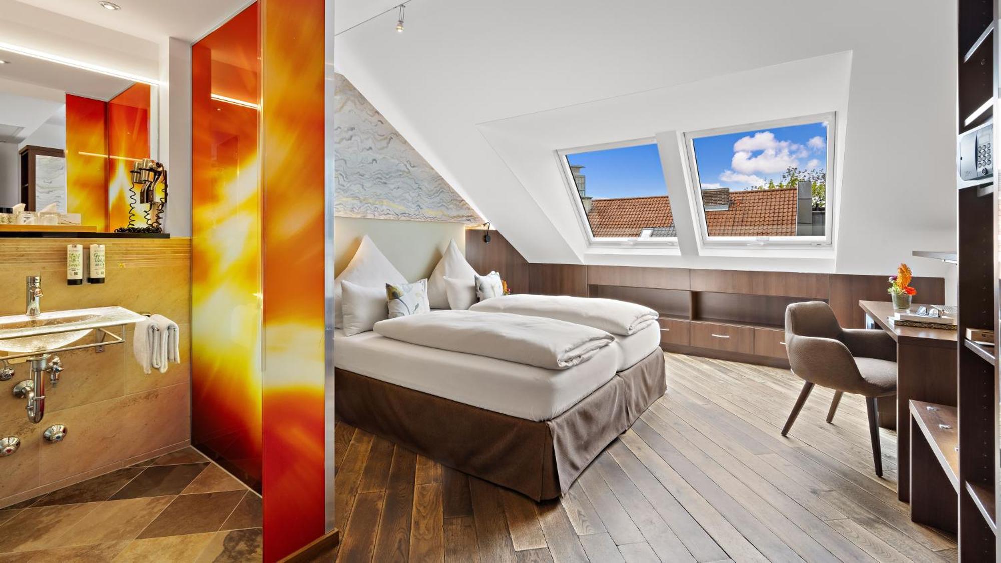 Hotel Deutsche Eiche Munchen Bagian luar foto